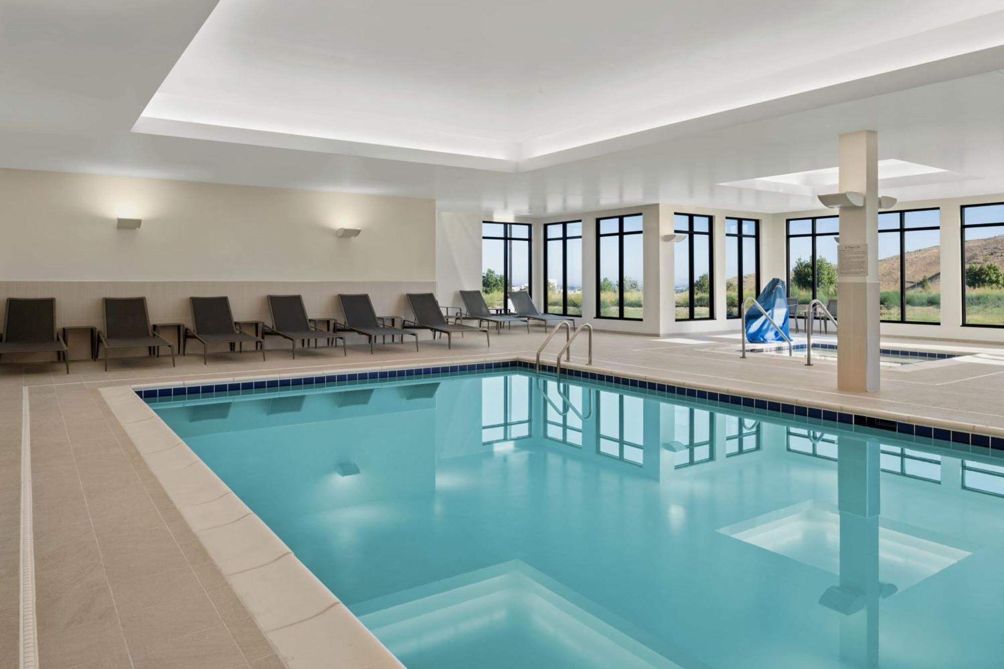 Courtyard By Marriott Pocatello Hotel Kültér fotó